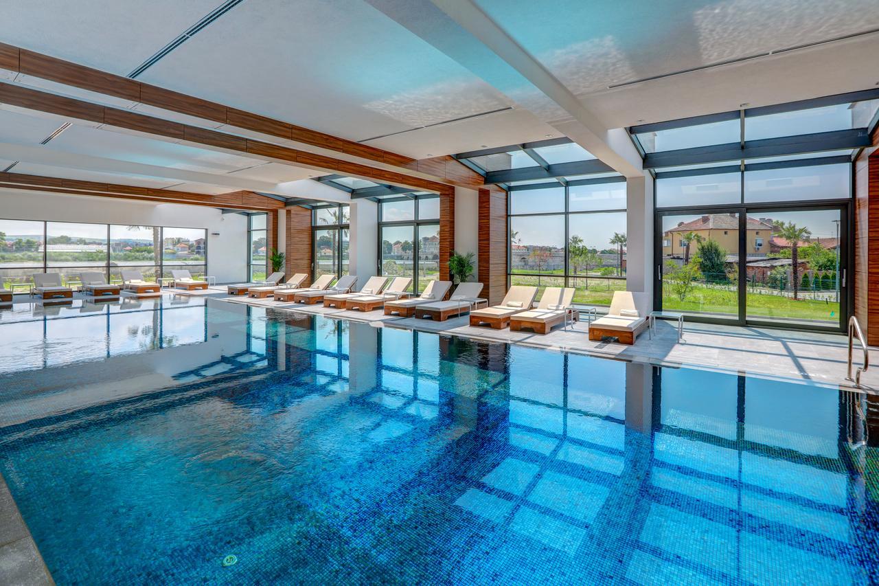 Merit Grand Mosta Spa Hotel & Casino سفيلين جراد المظهر الخارجي الصورة