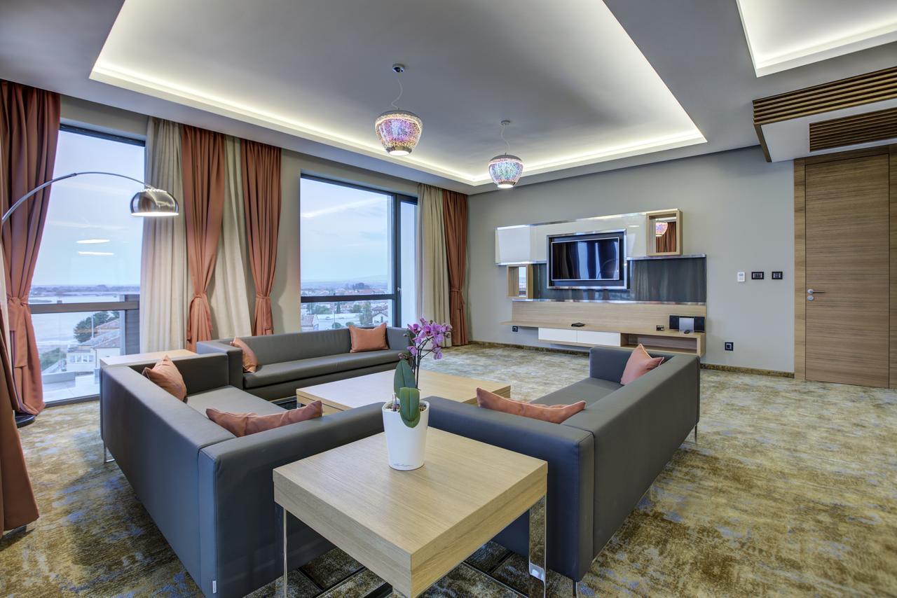 Merit Grand Mosta Spa Hotel & Casino سفيلين جراد المظهر الخارجي الصورة