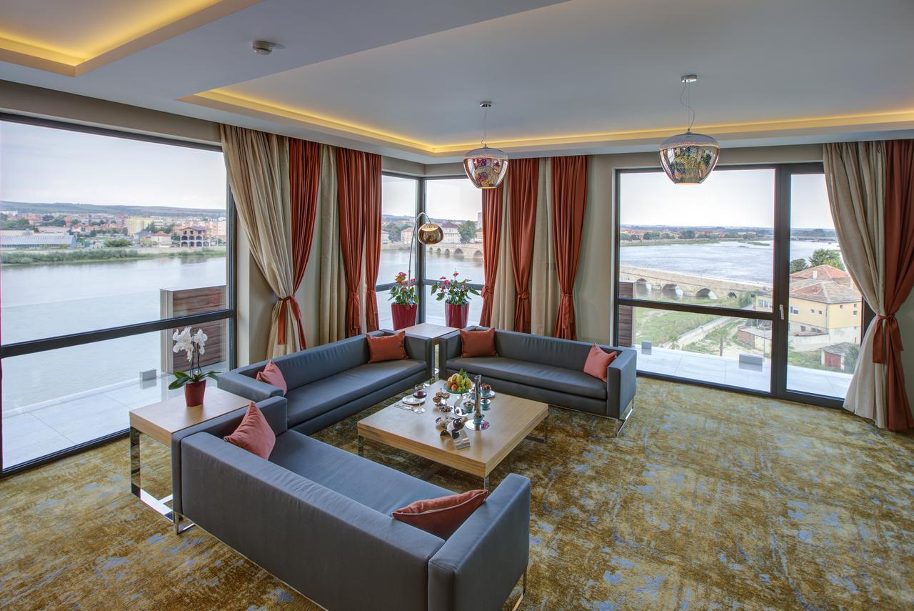 Merit Grand Mosta Spa Hotel & Casino سفيلين جراد المظهر الخارجي الصورة