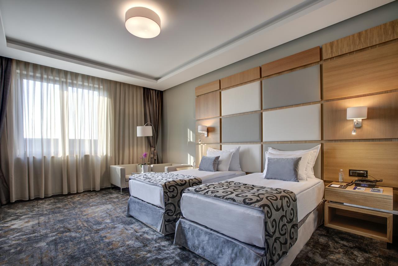 Merit Grand Mosta Spa Hotel & Casino سفيلين جراد المظهر الخارجي الصورة
